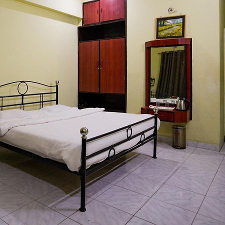 Hotel Girdhar Mahal إندور المظهر الخارجي الصورة