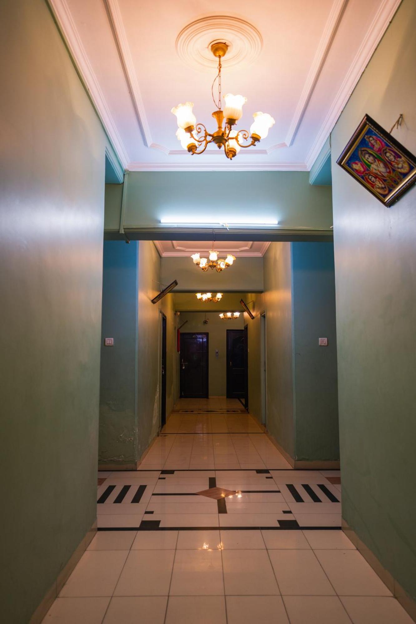 Hotel Girdhar Mahal إندور المظهر الخارجي الصورة