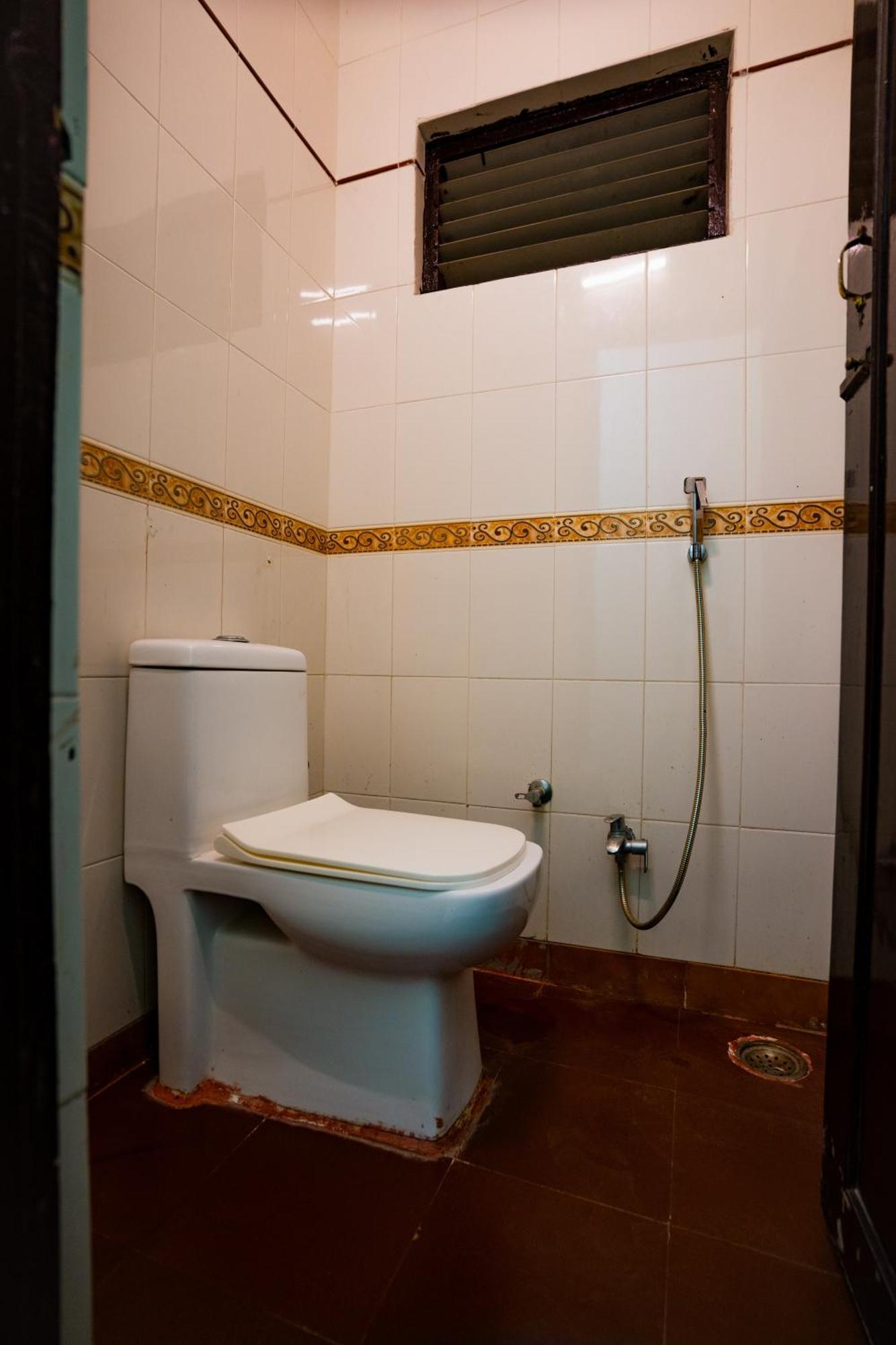 Hotel Girdhar Mahal إندور المظهر الخارجي الصورة
